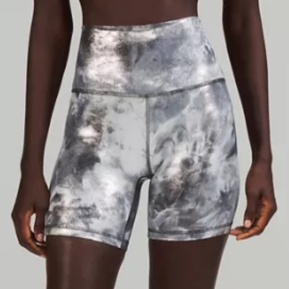 lululemon athletica Pants - LULULEMON ALIGN HR SHORTS 8” *SHINE DIAMOND DYE STARLIGHT GRAPHITE GRAY FOIL NWT